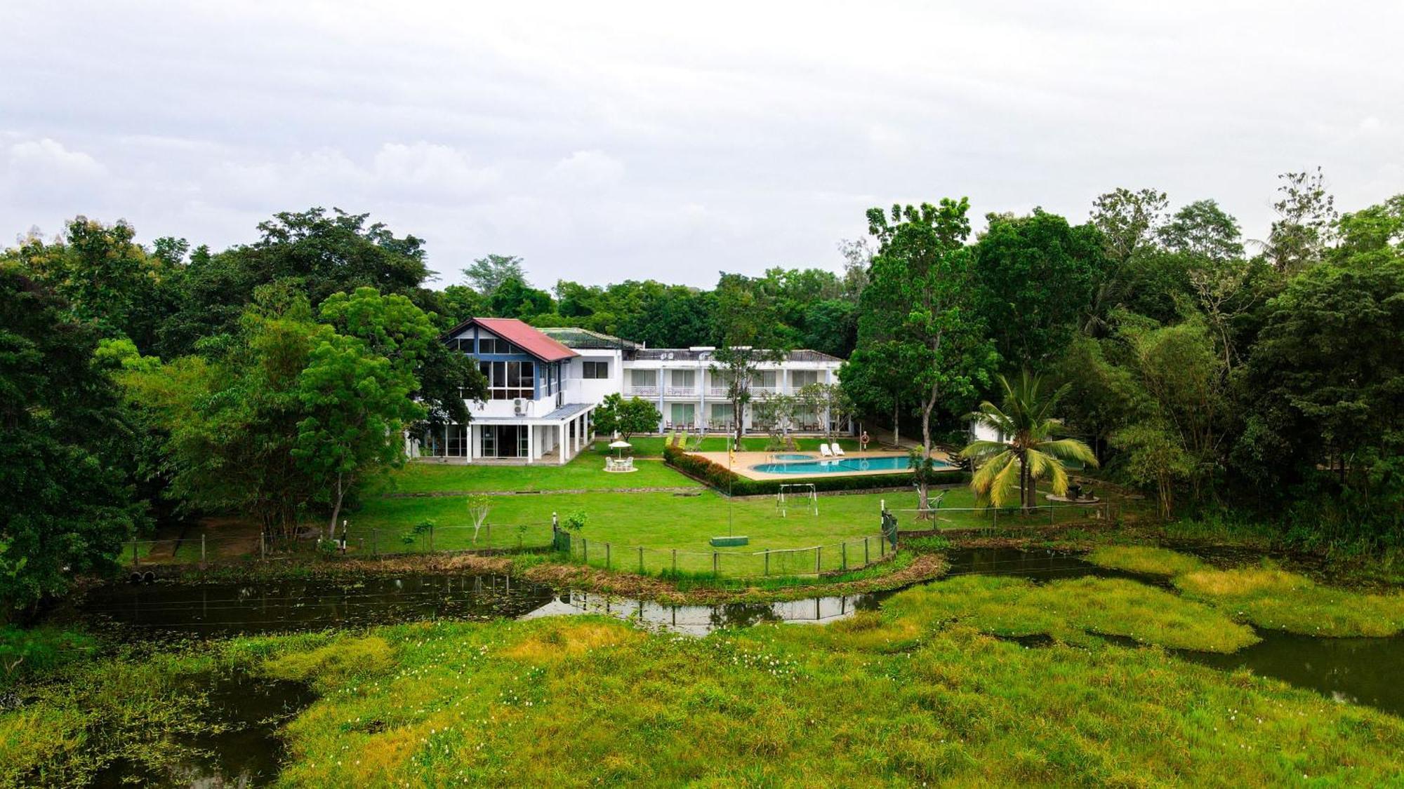 Lavendish Wild Safari 4*
